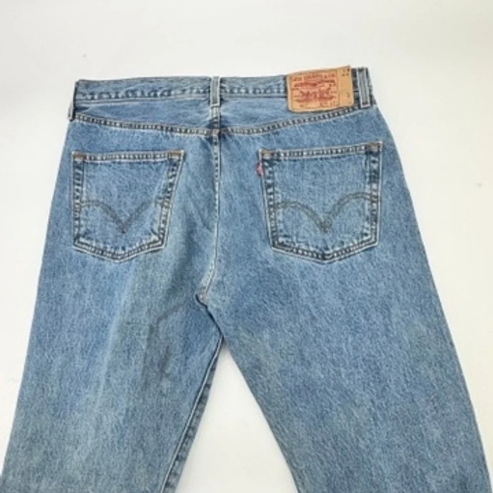Levi's 501 Original Fit Jeans Mens‎ 36x30 Blue Straight Leg Button Fly Denim